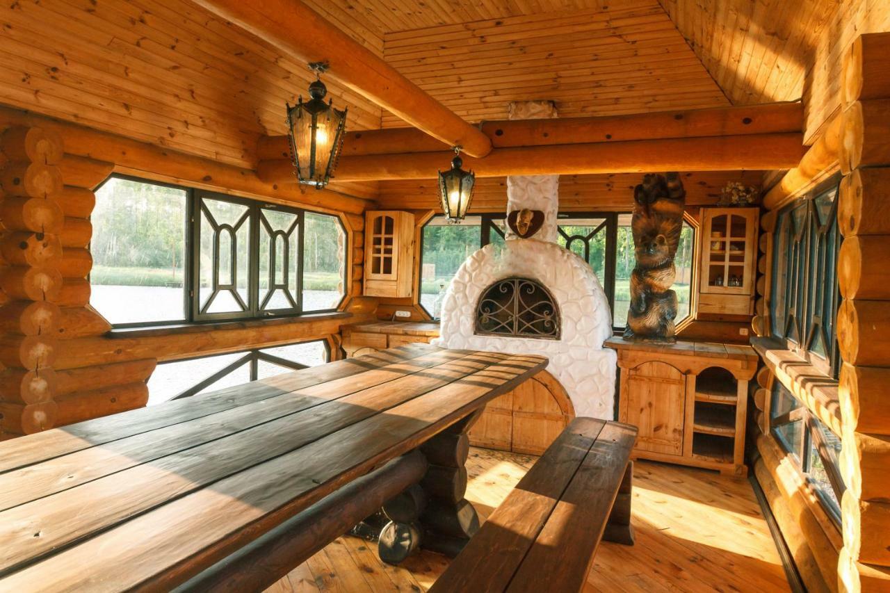 Makariv Guesthouse On The Lake With Bathhouse 70 Km From Kiev מראה חיצוני תמונה