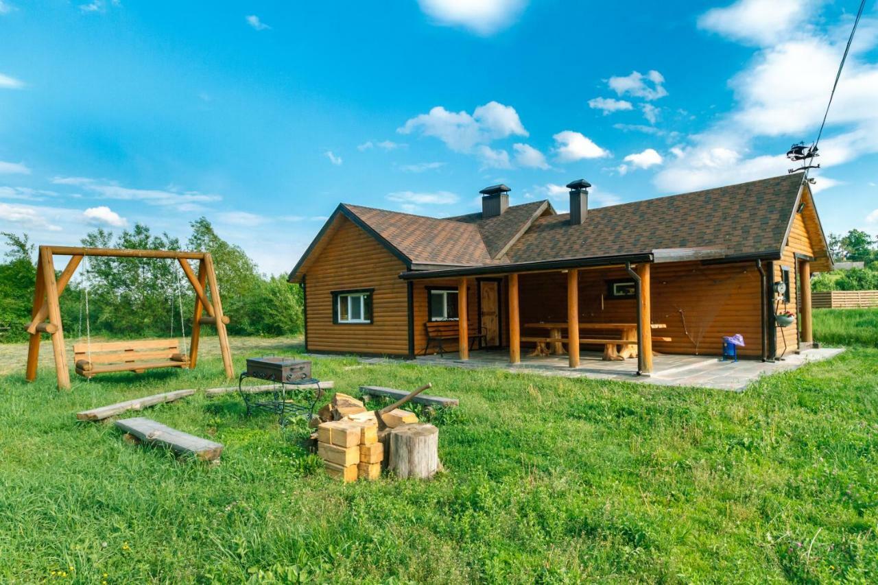 Makariv Guesthouse On The Lake With Bathhouse 70 Km From Kiev מראה חיצוני תמונה